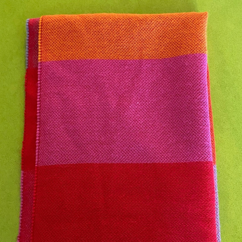 Isa Scarf - Picture 6 of 7
